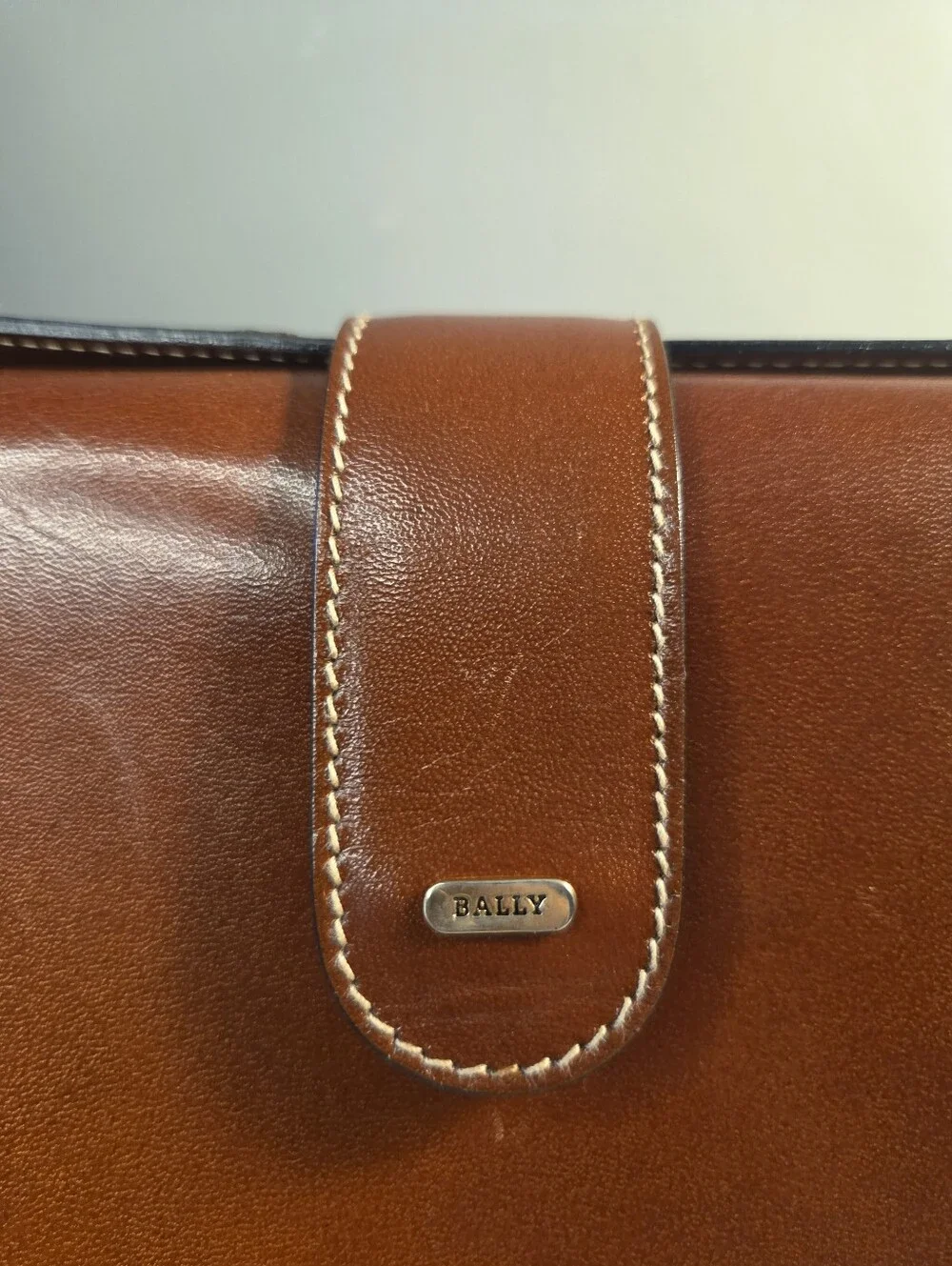 Bally Brown Leather Shoulder Bag Cross Body Front Flap Purse Gorgeous